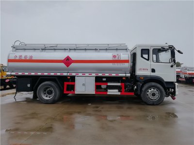 東風(fēng)御虎12.6噸油罐車(chē)|12.7方運(yùn)油車(chē)